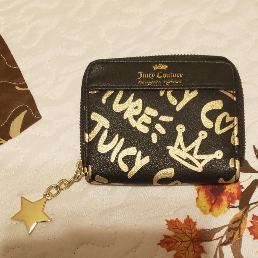 Juicy Couture Brown/Gold Wallet W/zipper  NWOT